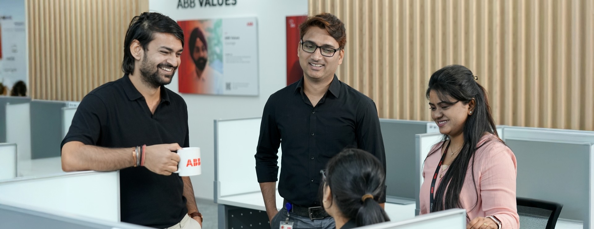 Header_employeestories_India