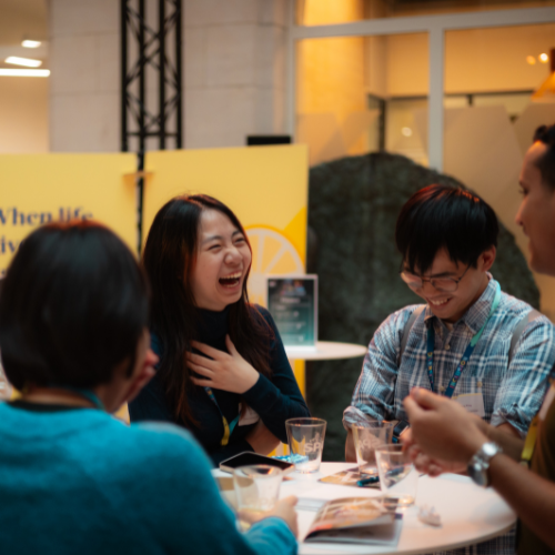 Studentsgraduatescollage3