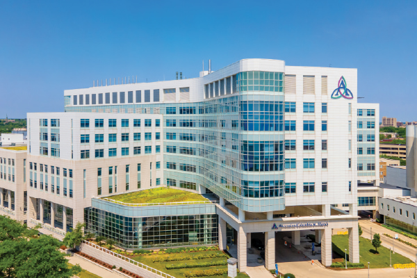 Tile-Facility-Ascension-Columbia-St-Marys-Hospital-Milwaukee-Campus-Milwaukee-Wisconsin-1-600x400