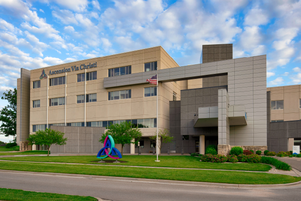 Tile-Facility-Ascension-Via-Christi-Hospital-Manhattan-Kansas-1-600x400
