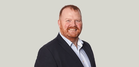 Head shot of Ian