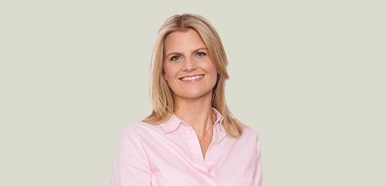 Head shot of Victoria
