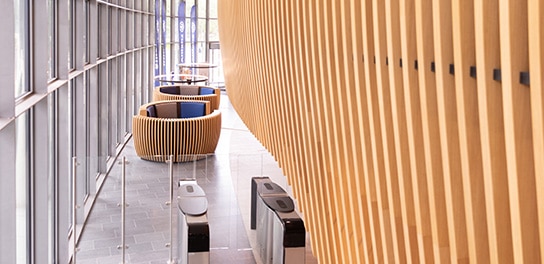 Intérieur d'un bâtiment moderne d'Allianz