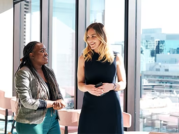 AUS_Home_talktoemployees