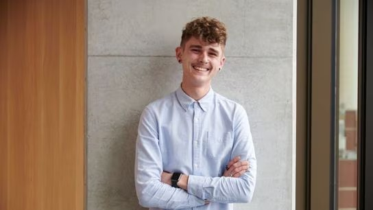 Head shot of Liam