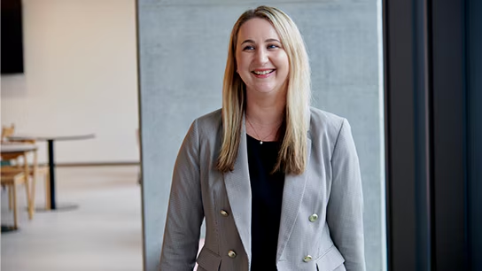 Head shot of Monique