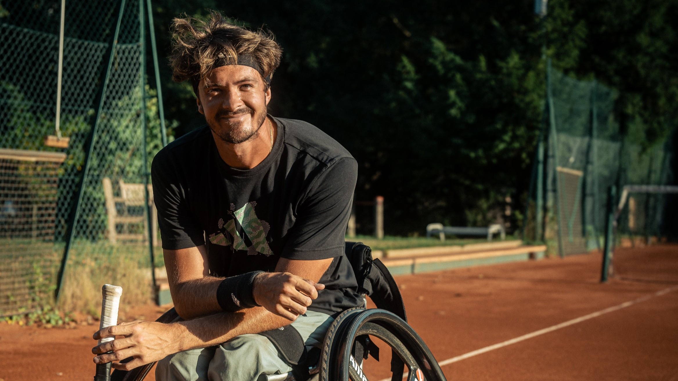 AZAT_Nico-Langmann_03_16-9