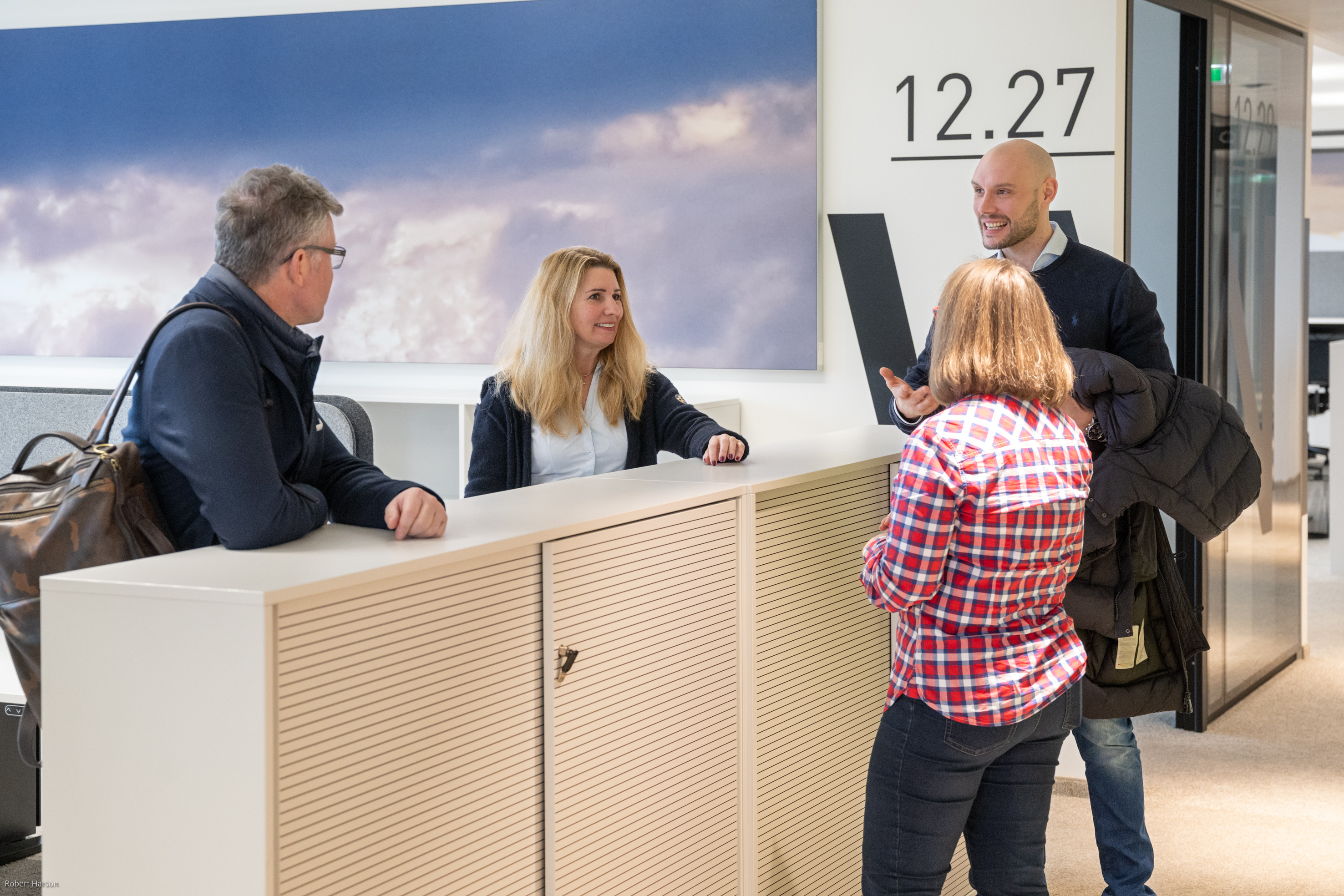 AZAT_Office-02