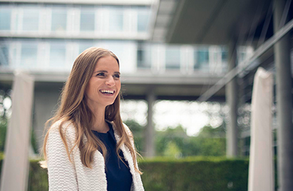 Nicole Zettler, Allianz Employee