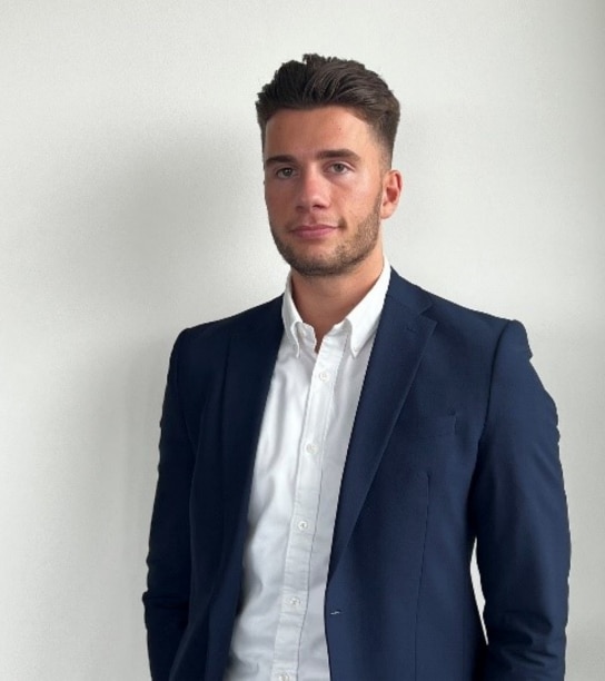 Head shot of Max Regenhardt