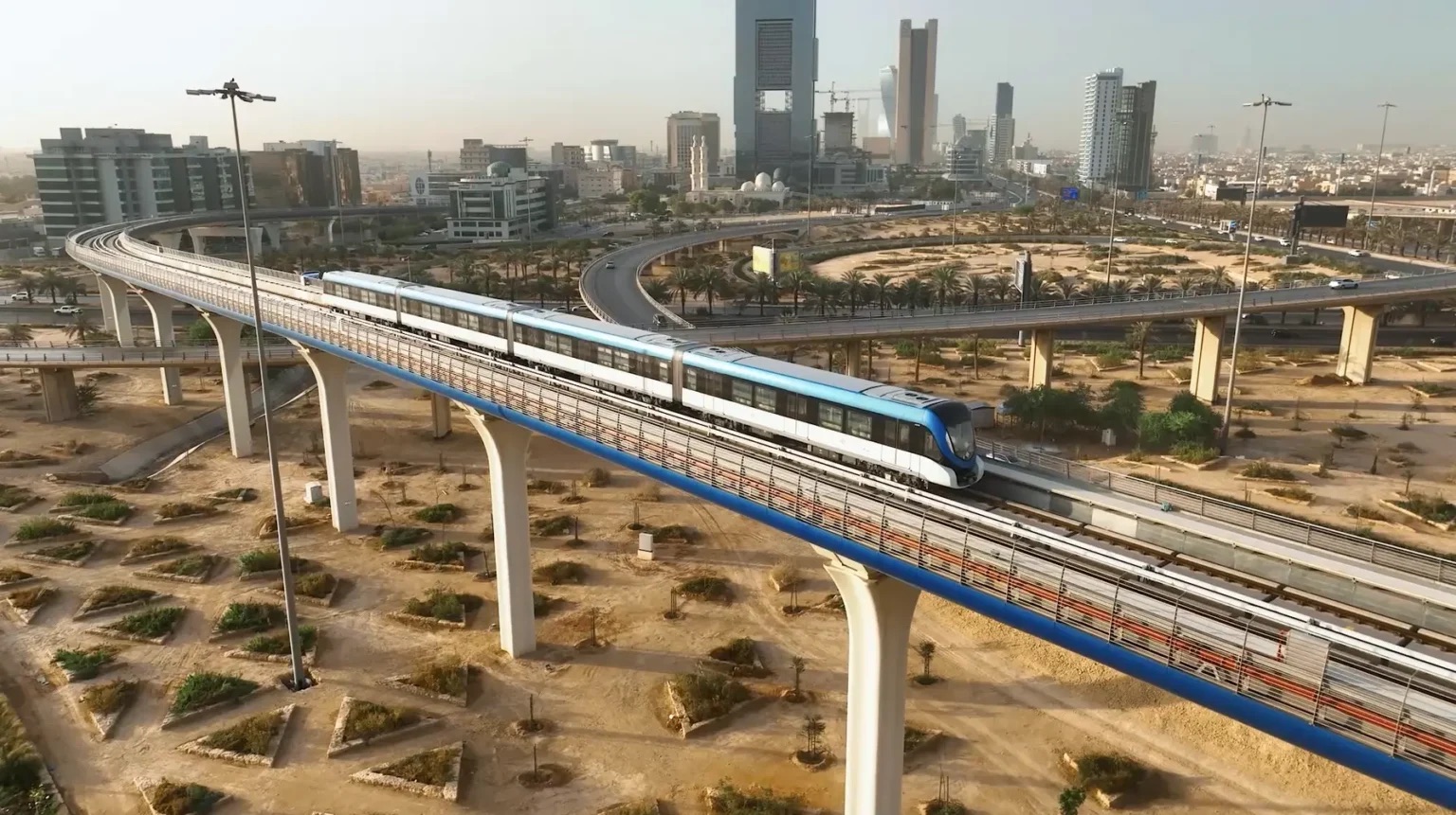 Line-1-Train-south-of-KAFD--1536x861