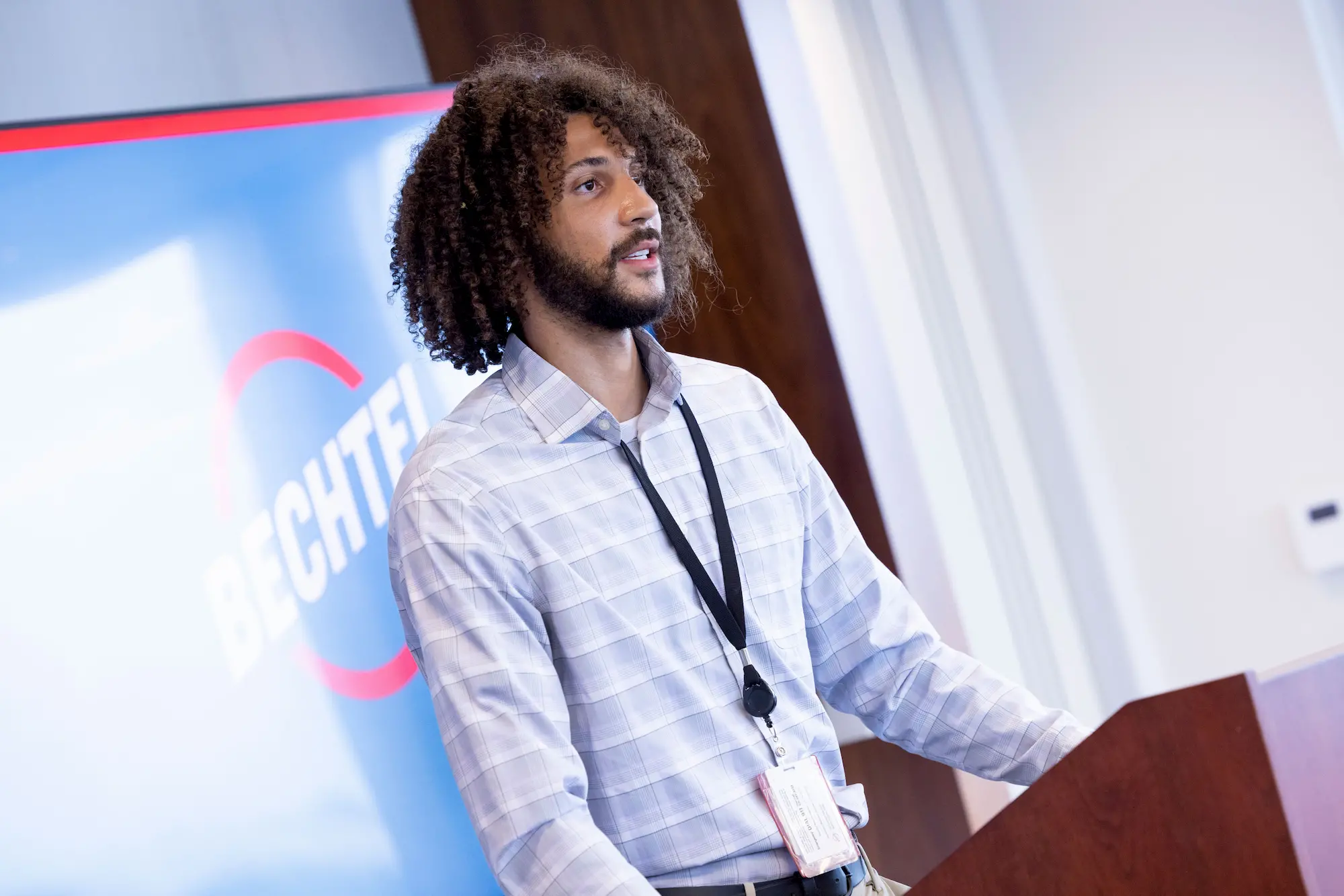[New Graduates] For recent or upcoming graduates, we offer development opportunities that will help you launch your career in the engineering and construction industry. You’ll have many resources available to you to grow your skills, learn from industry experts, and contribute to building a better world.