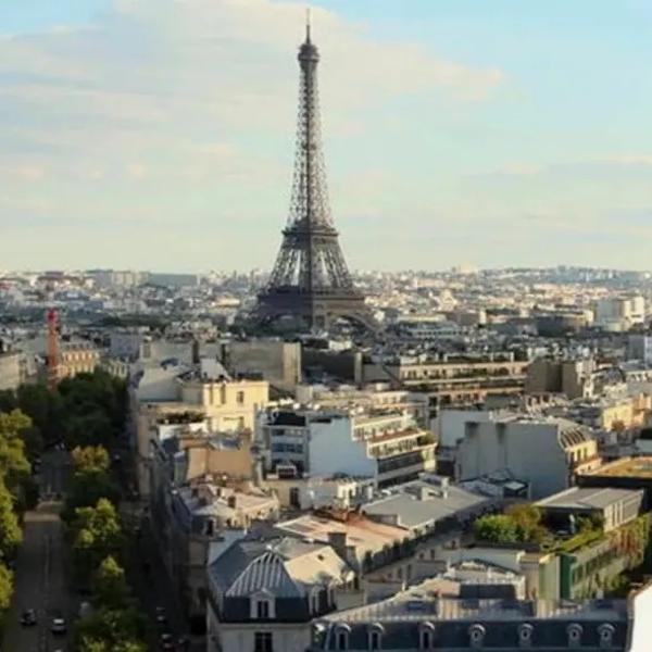 france_600x600_landmark