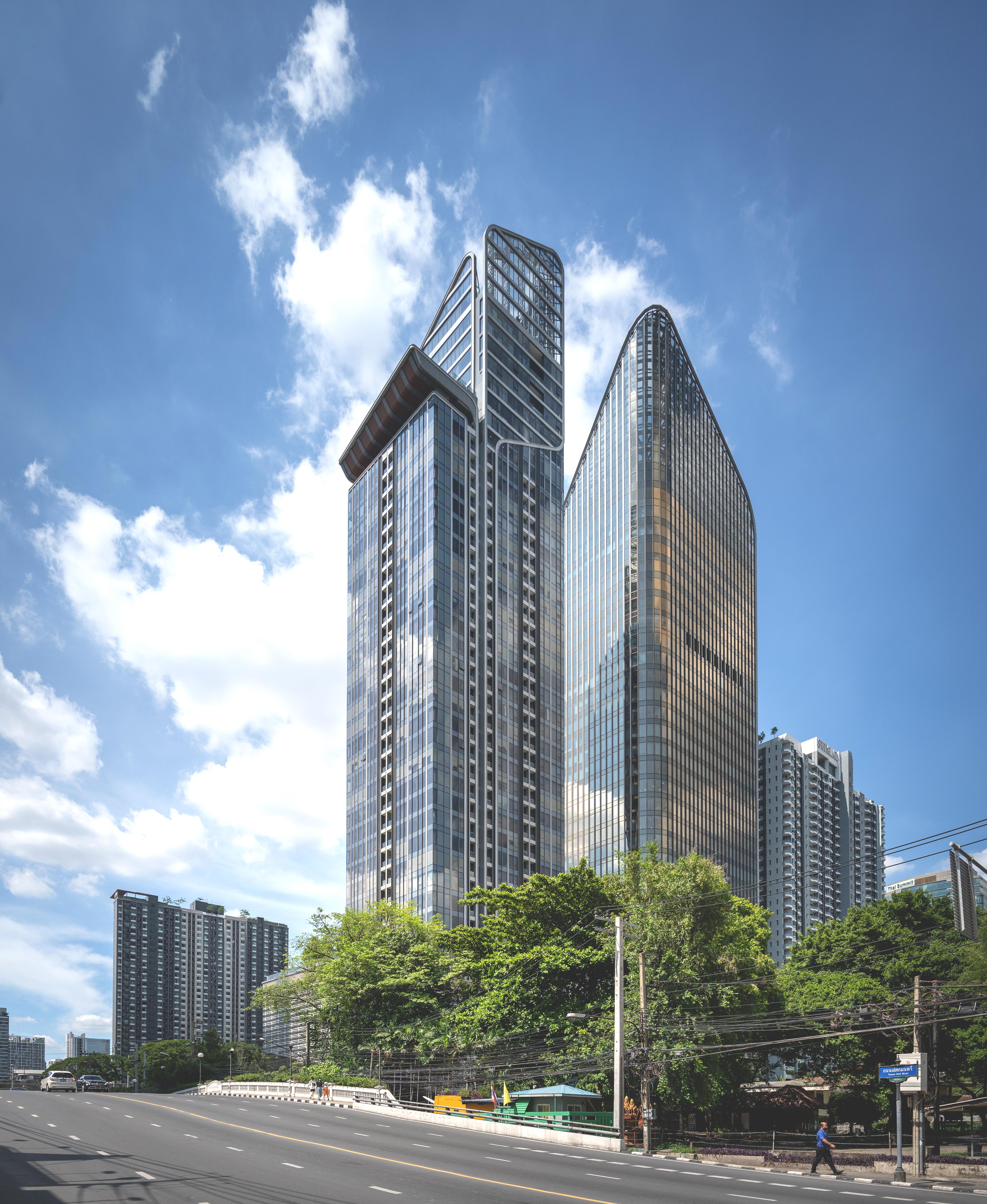 The-Esse-at-Singha-Complex