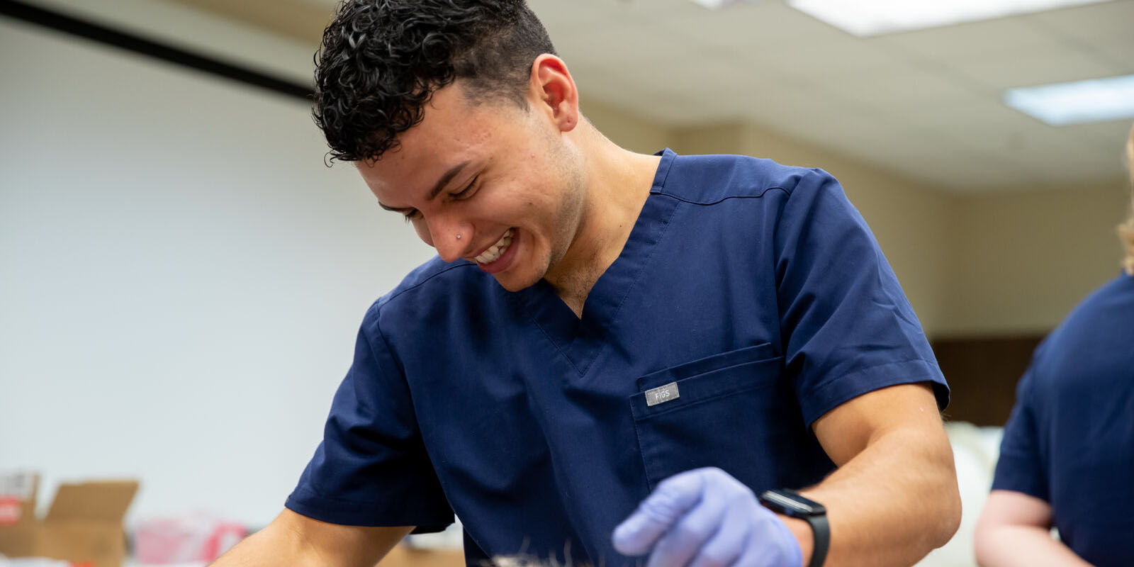 BluePearl clinicians and interns share their experiences with the internship programs at BluePearl Pet Hospital.