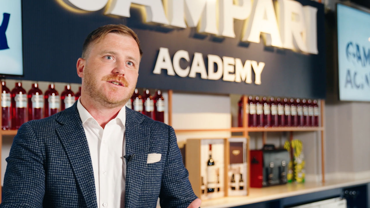 C23003_Campari_CWS_Video-Thumb_1-2