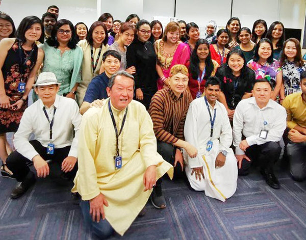 Photograph of Sciex associates in group photo