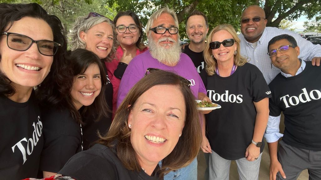 Selfie of executive members of the Todos ARG smiling 
