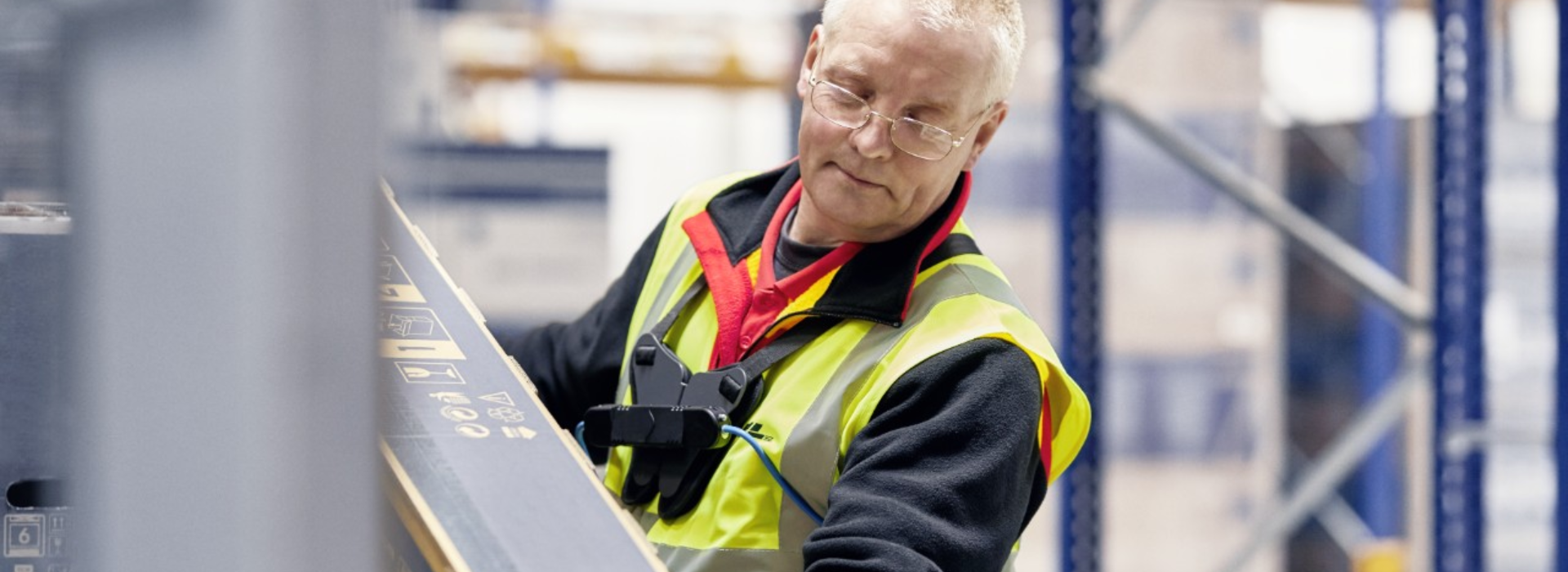 Frontline_WarehouseAssistant_Card_1920x700