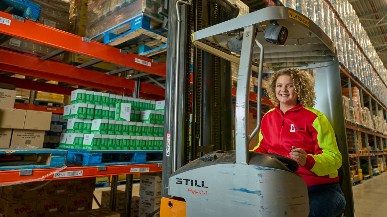 d-logistiek-reachtruk