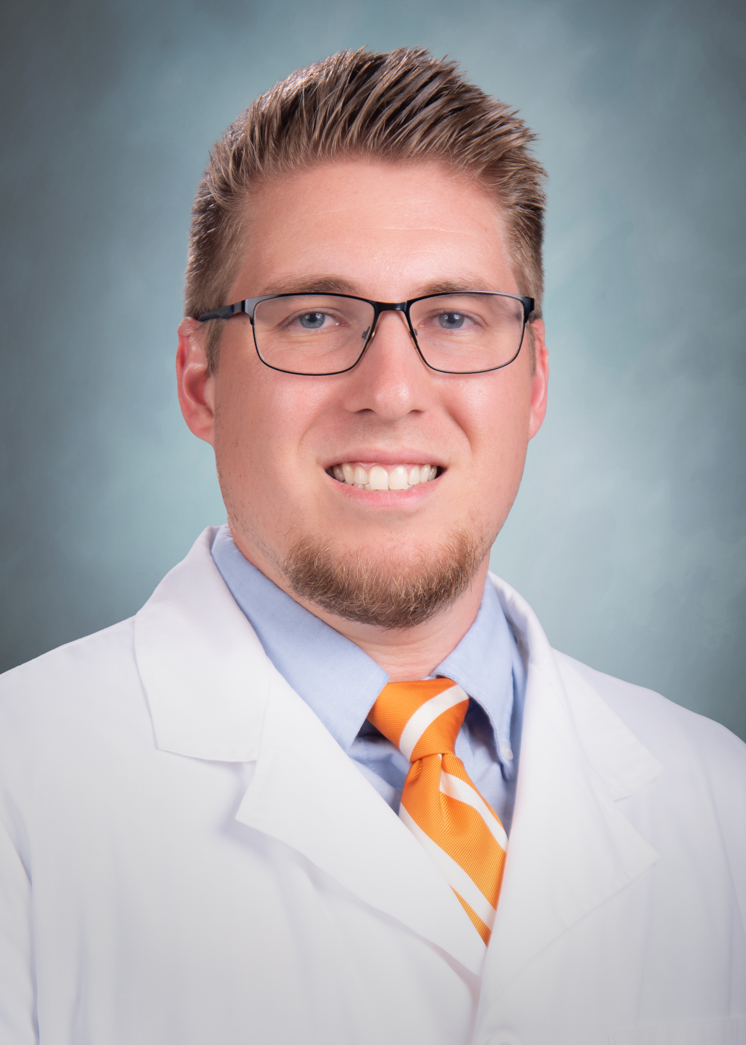 SpencerLivengood-Pharmacy-5x7-8469