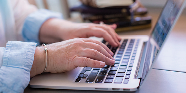 25-31701Images-NewCDPHPCareerPortal_34