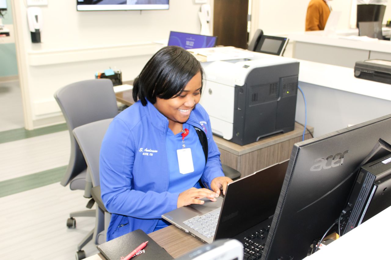 ClinicEmployee_Candler