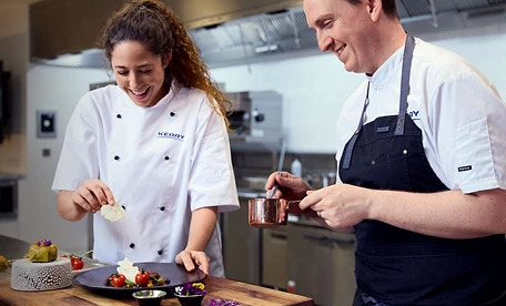 kerry-chefs-plating-food-1