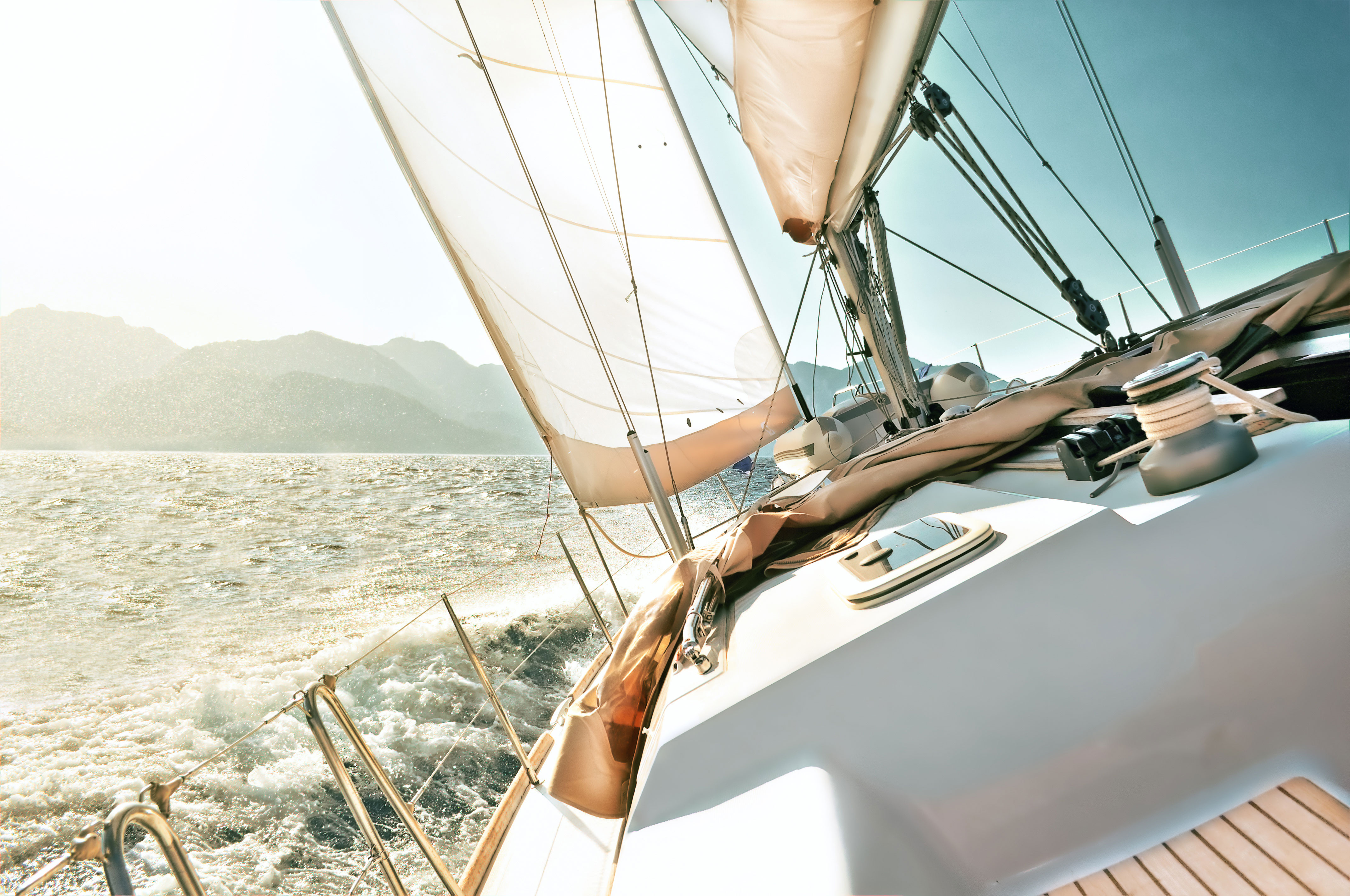 Adobe-Stock_Boat_3MB