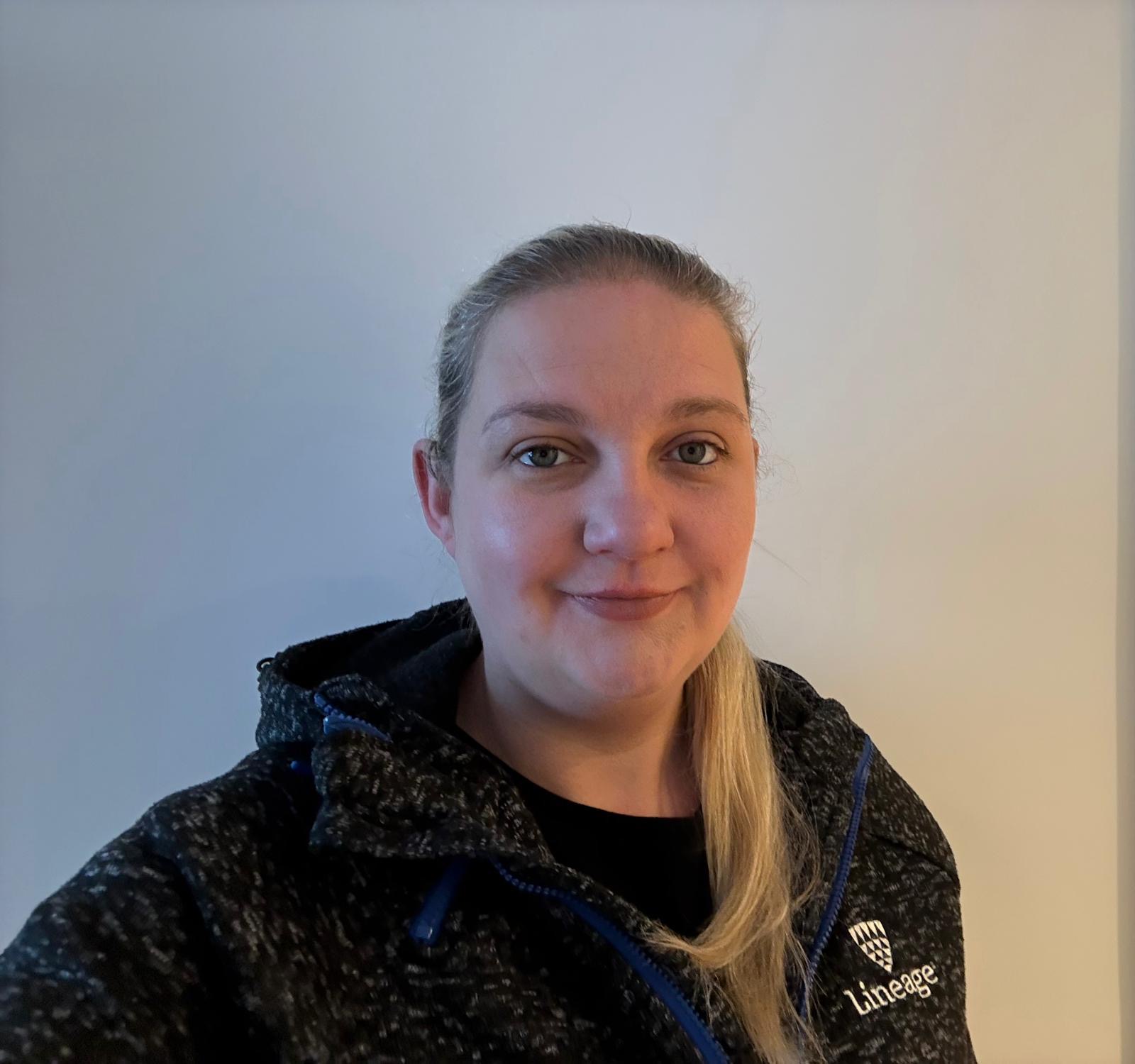 KaylieghMee-Headshot1