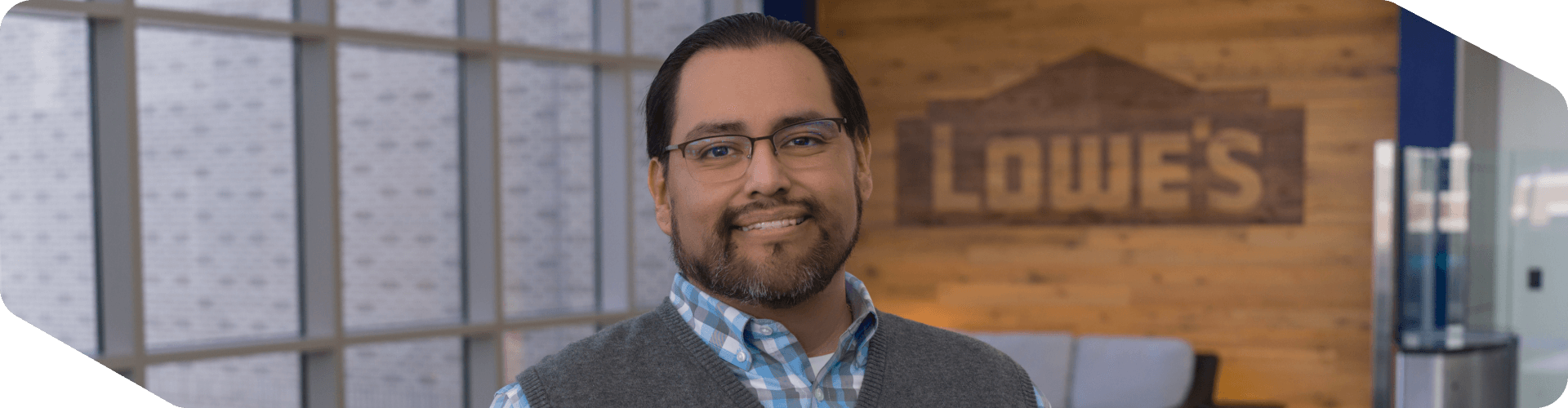 Lowe's associate at corporate headquarters