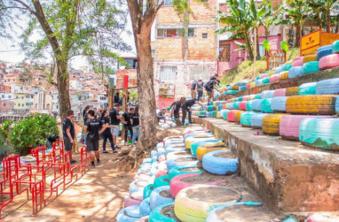 Sao Paolo employees volunteering