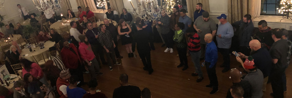 Party full of people 