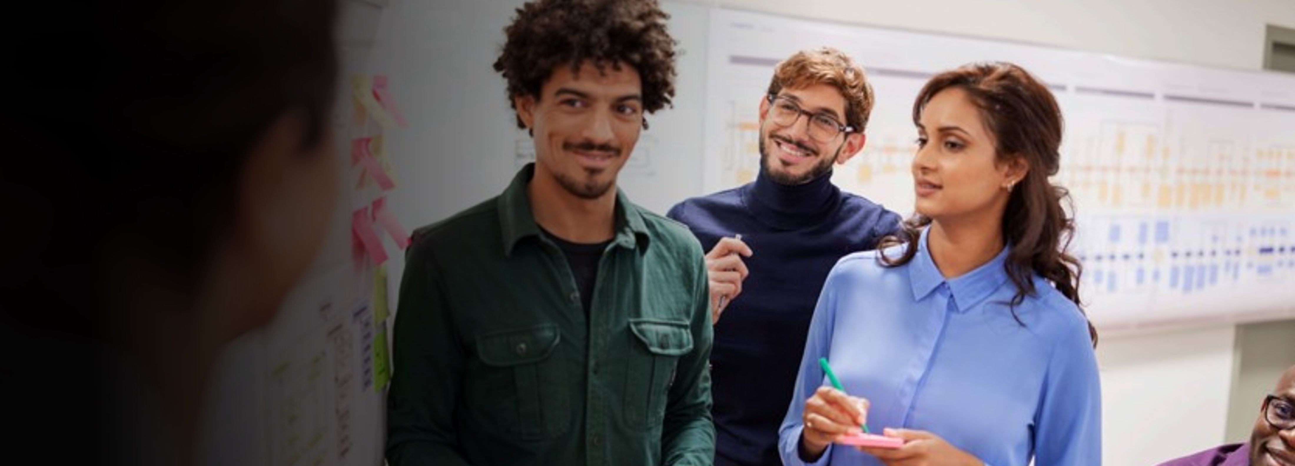 Global-Diversity-Header-Group-Friendsintheoffice