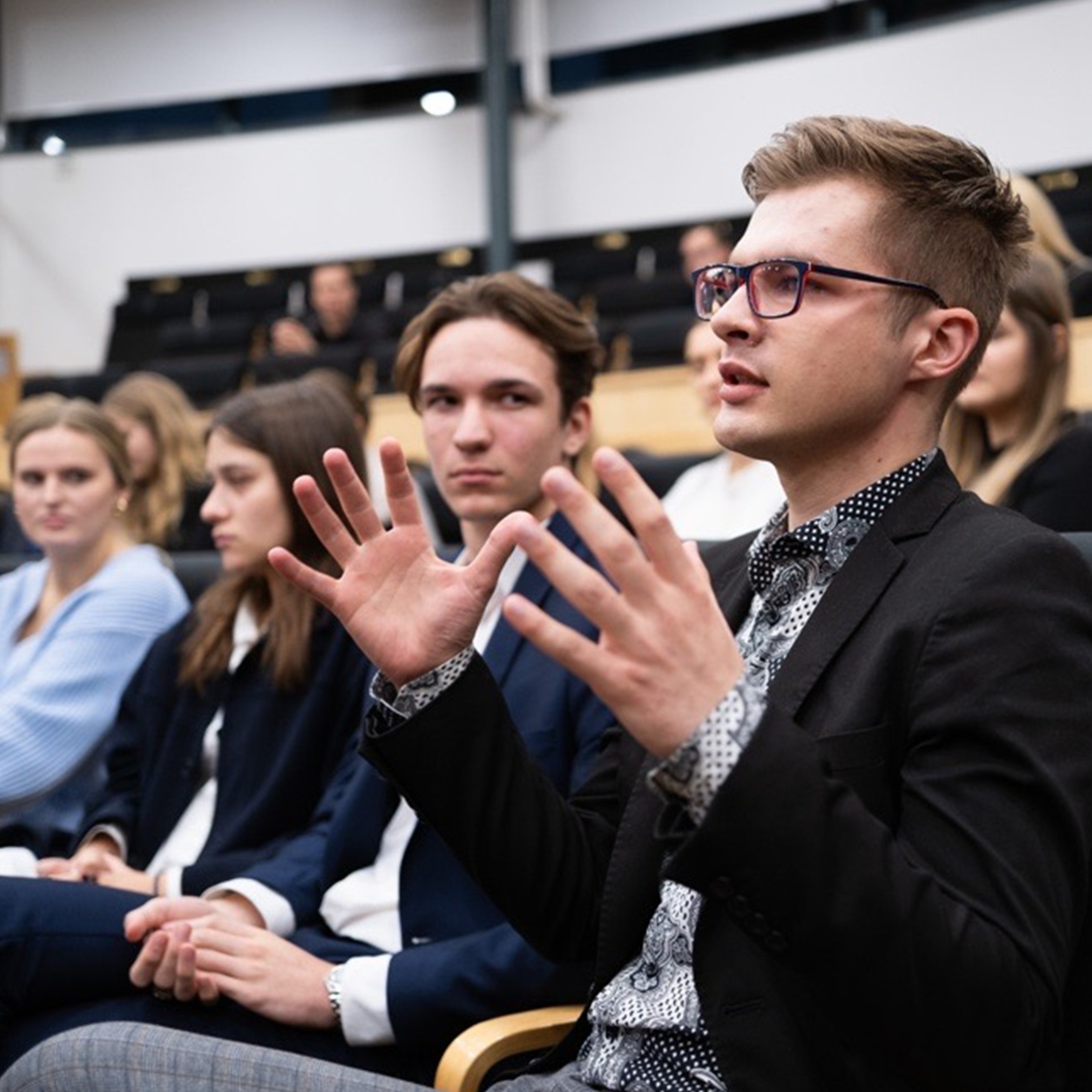 AAA-resized-to-large