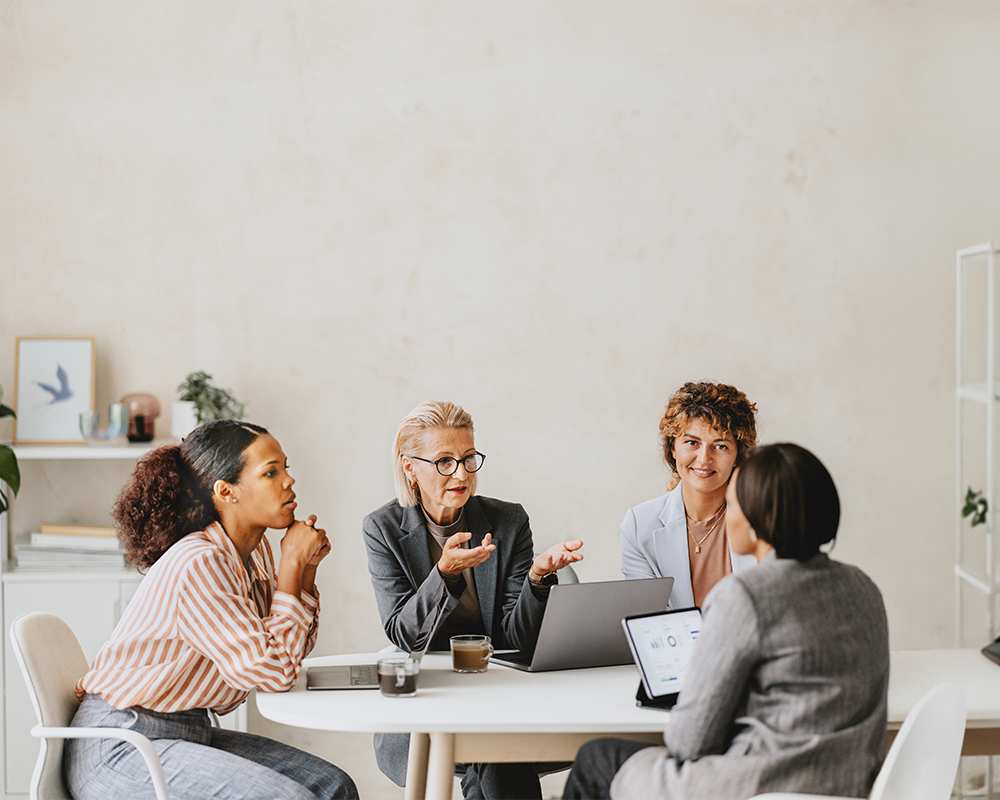 Gruppendiskussion am Tisch