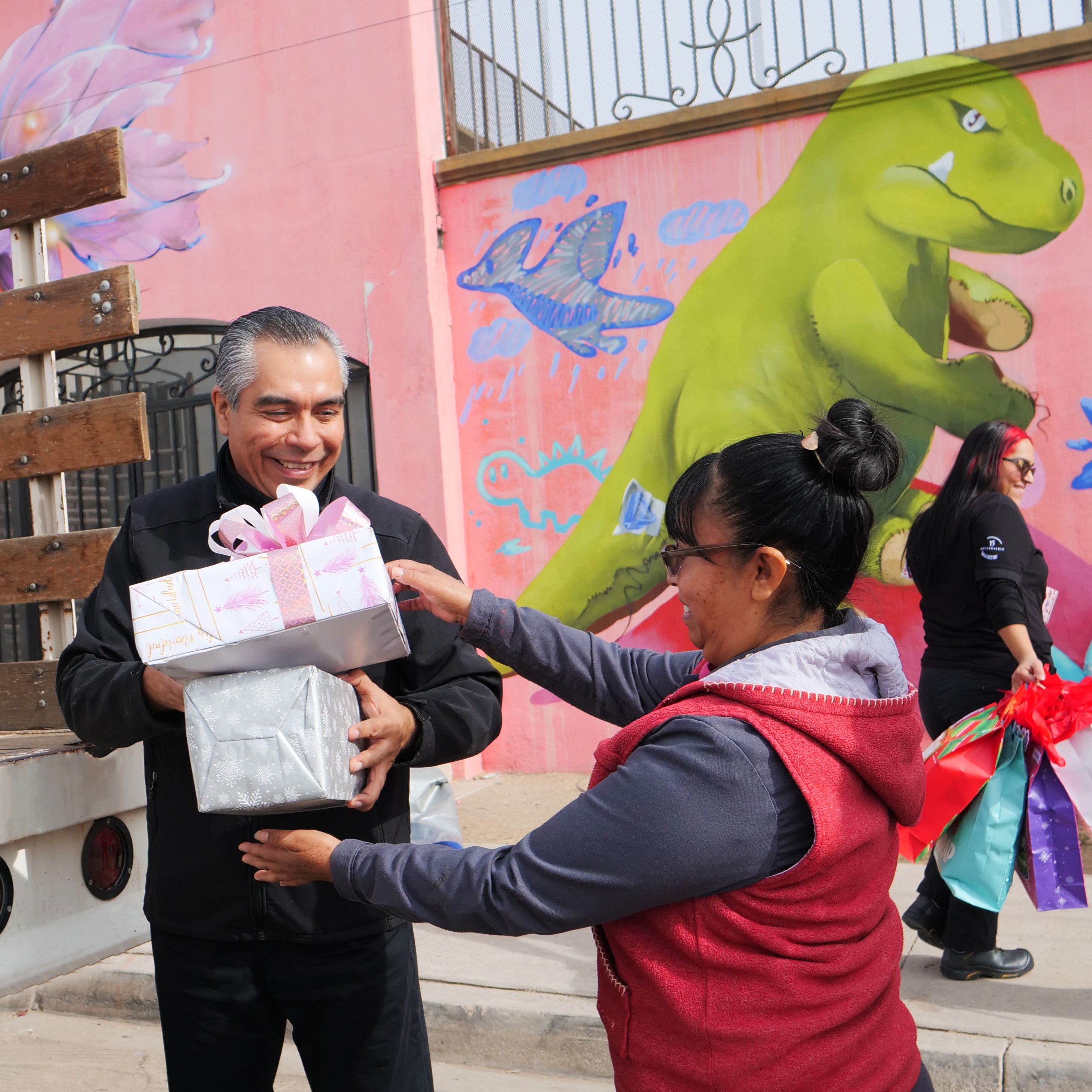 MEX_CULTURE-CommunityDonationstoShelters