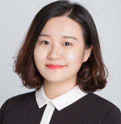 RiskDMTVivianXiongHeadshot