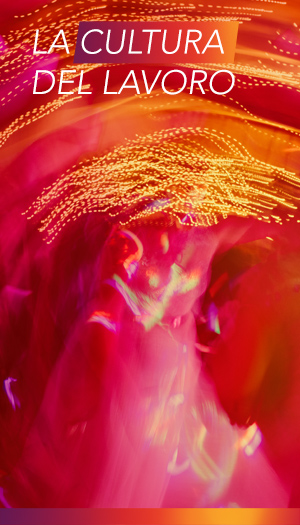 300x525-working-it