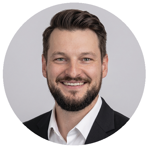 Marcin-testimonial-circle