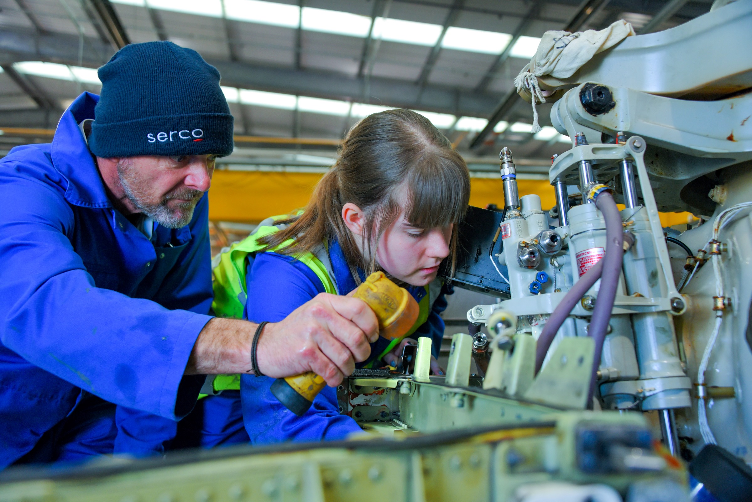 8583_04_03_2022_CuldrosePhotoshoot-Engineers-Apprentice-Aircraft
