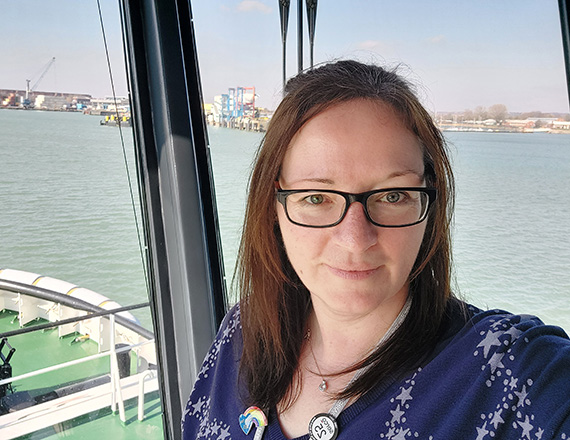 rachel-wing-headshot