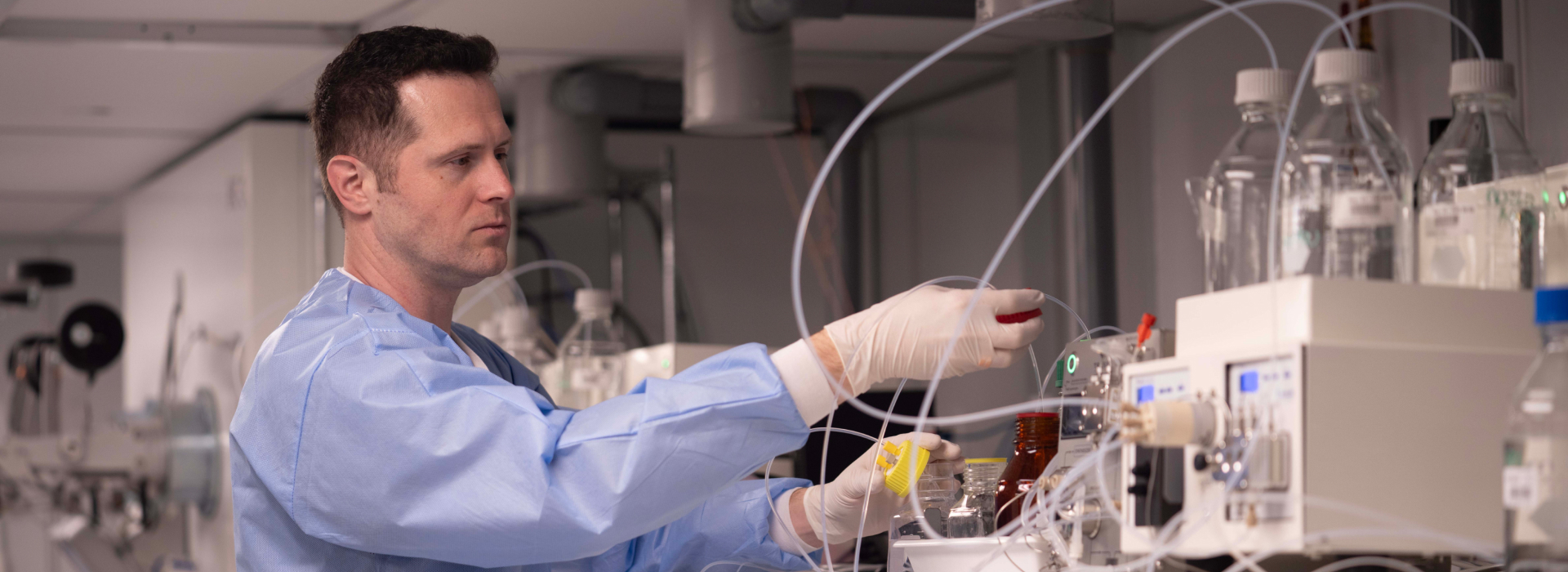 Healthineers working in a radiopharmaceuticals lab