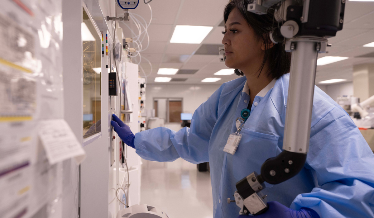 Siemens Healthineers Nuclear Pharmacist at work