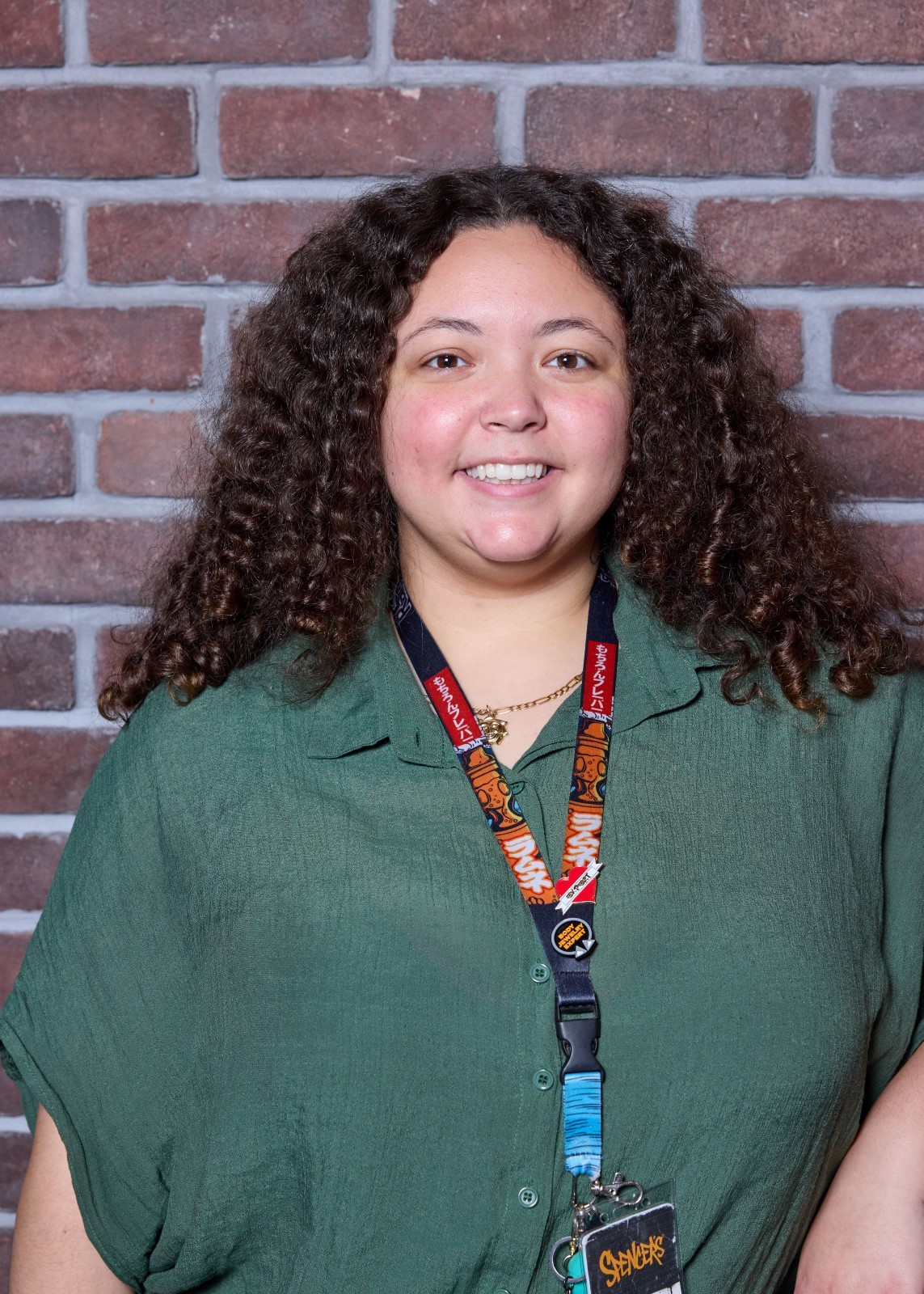 112425_Spencers_Store_Employee_Branding_0735