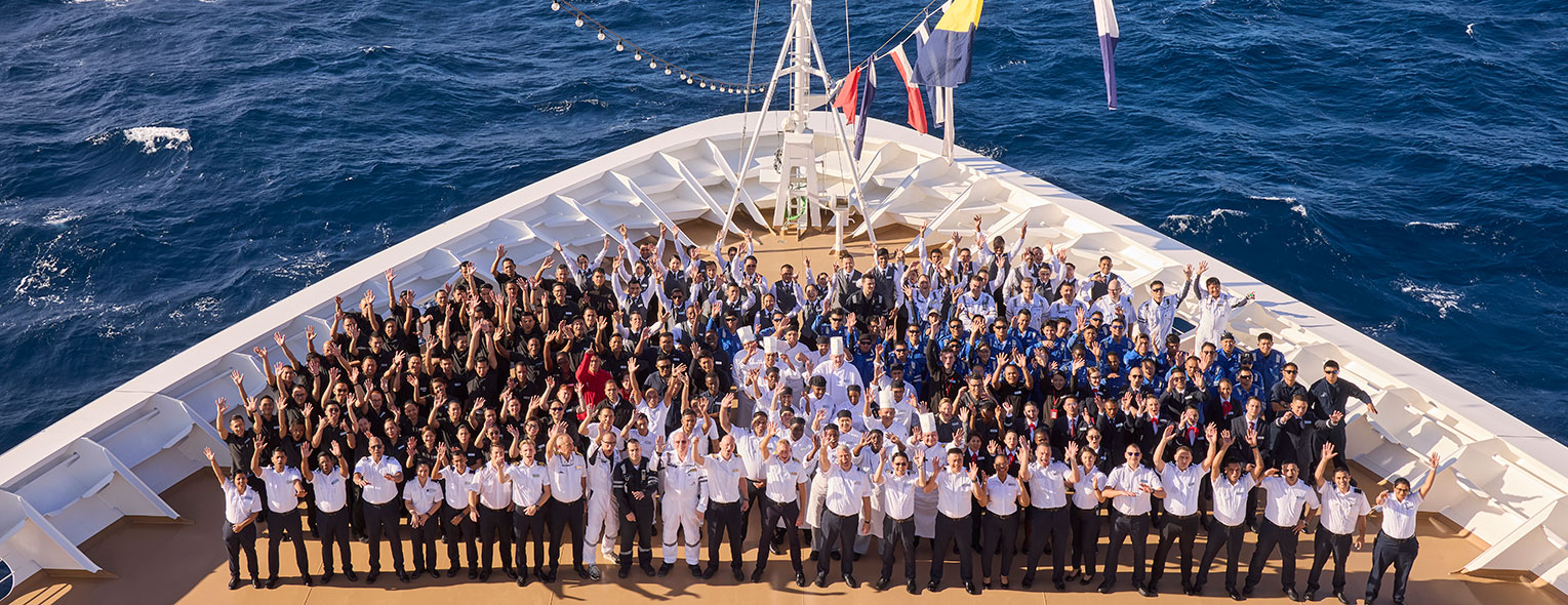 Crew-Portrait-Aerial-Deck-Venus-1529x590