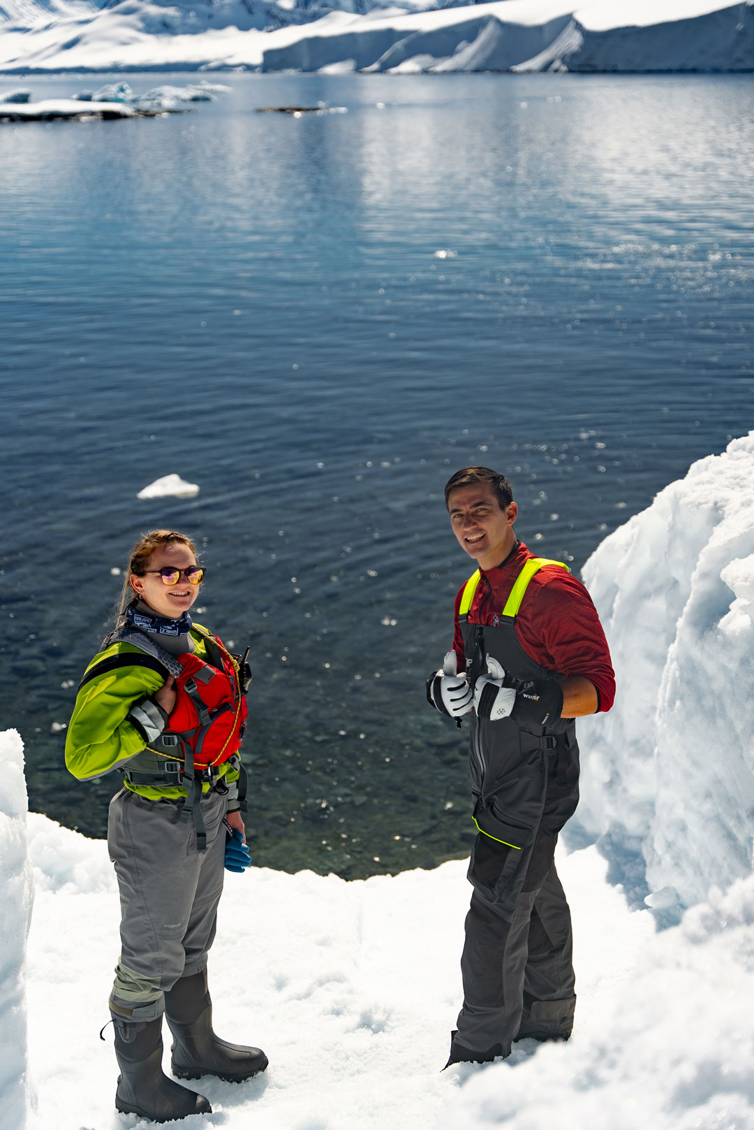 Expedition-Team-Members-Snow-Antarctica-1080