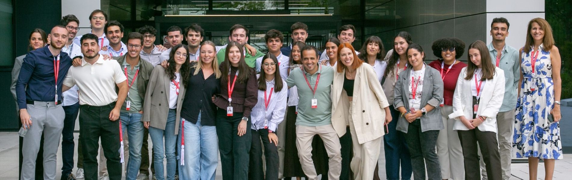 Trabajadores en prácticas o con becas del equipo Verisure