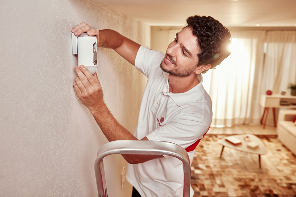 Verisure colega no escritório rindo