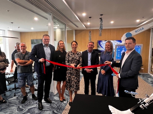 ExperienceOpeningRibbonCutting